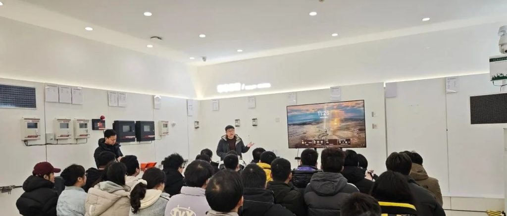 腾屹信公司系列专题培训:深化核心产品认知,赋能... 腾屹信公司系列专题培训:深化核心产品认知,赋能...